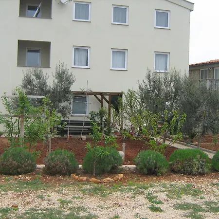 Apartments Ana Vir Exterior photo
