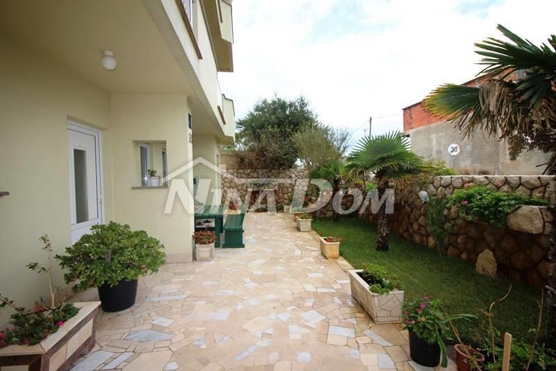 Ana Apartment *